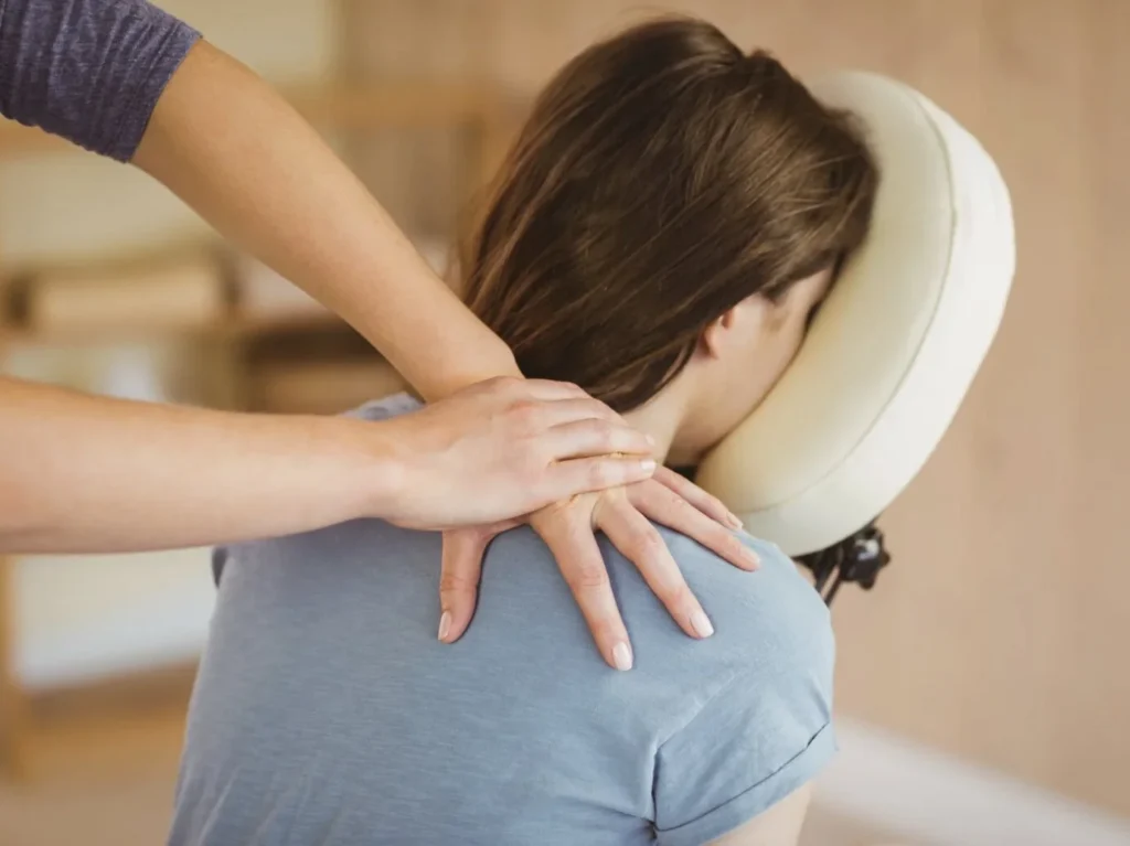 Massage assis Amma, lieu de travail, Heiwa Massage et Energétique, Niort