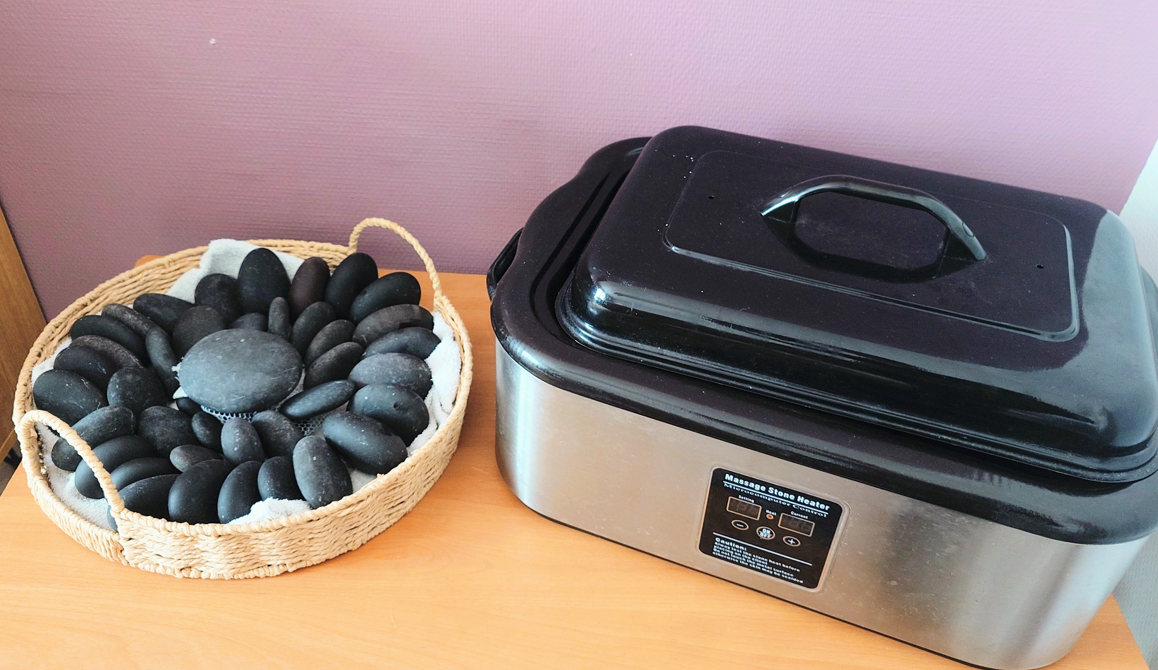 Pierres chaudes et sa machine